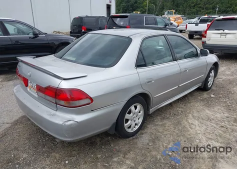 2002 Honda Accord 2.3 Ex из США, поврежденный, VIN JHMCG56672C013703
